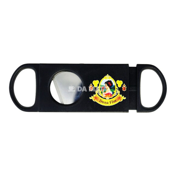 Cortador de Charutos Dona Flor de frente tabacaria da mata