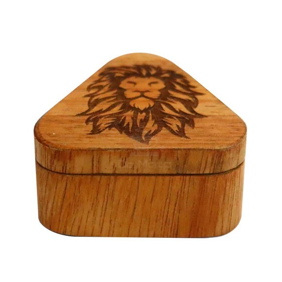 Dichavador Triangular Wood Burning Lion