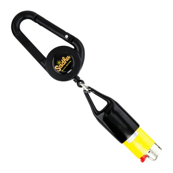 Porta Isqueiro Mosquetão Retrátil Sadhu Pequeno Black Edition