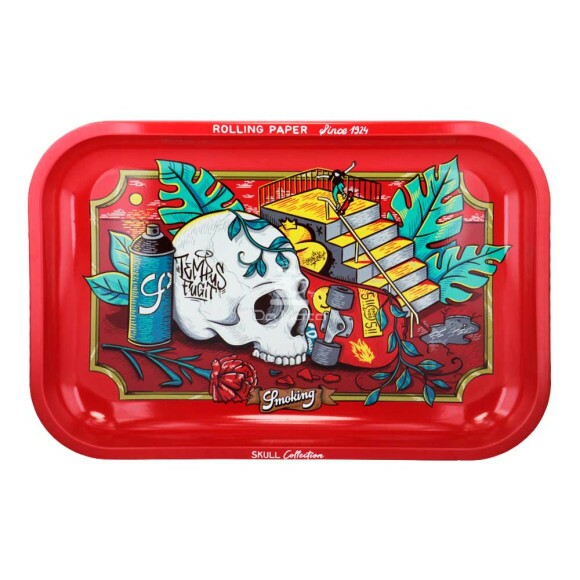 Bandeja de Metal Smoking Tempus Fugit de frente tabacaria da mata