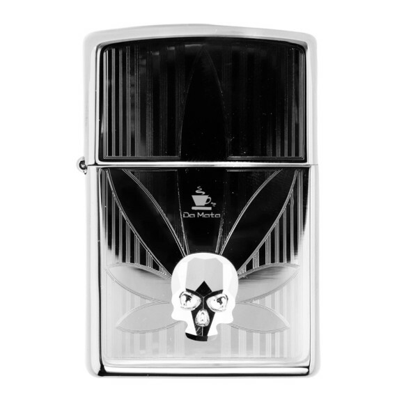 Isqueiro Zippo Cannabis Crystal Skull 48773 de frente