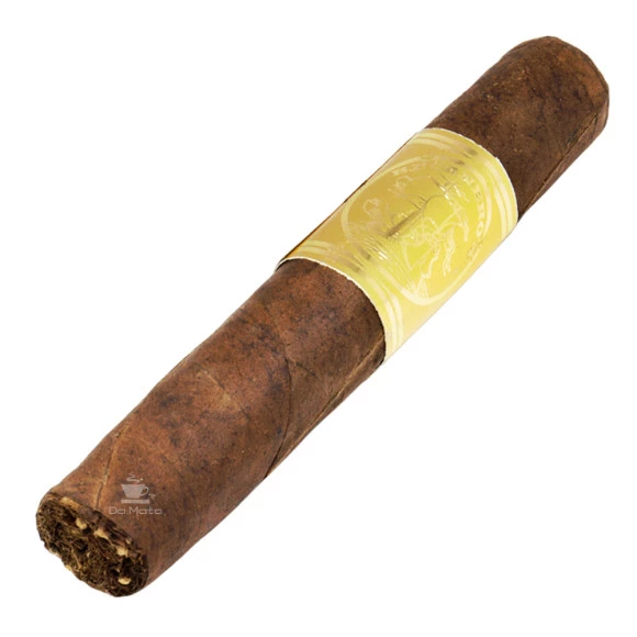 Charuto Bucanero's Petit Corona Black de lado
