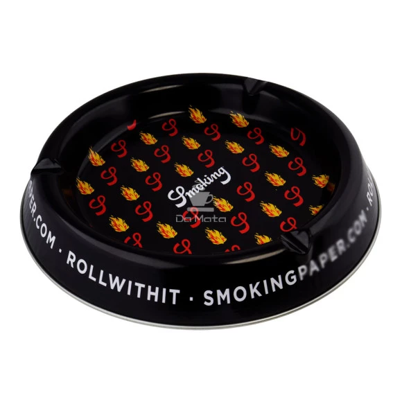 Cinzeiro de Metal Smoking Black Flames de lado tabacaria da mata