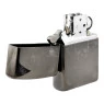 Isqueiro Zippo Skull King Design 46699 de lado aberto tabacaria da mata